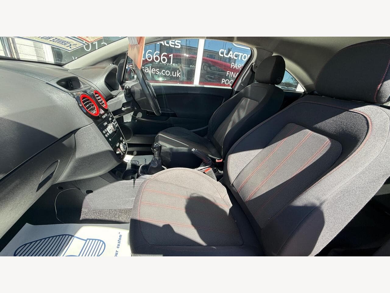 Vauxhall Corsa thumbnail 16