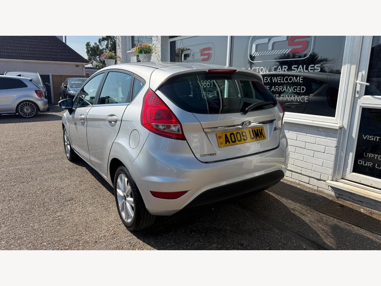 Ford Fiesta thumbnail 5
