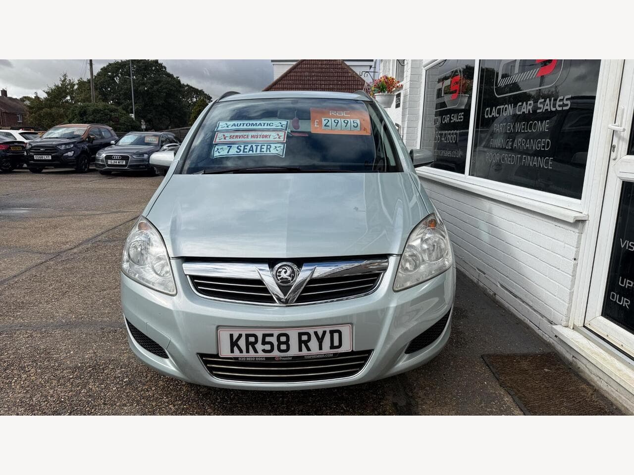 Vauxhall Zafira thumbnail 2