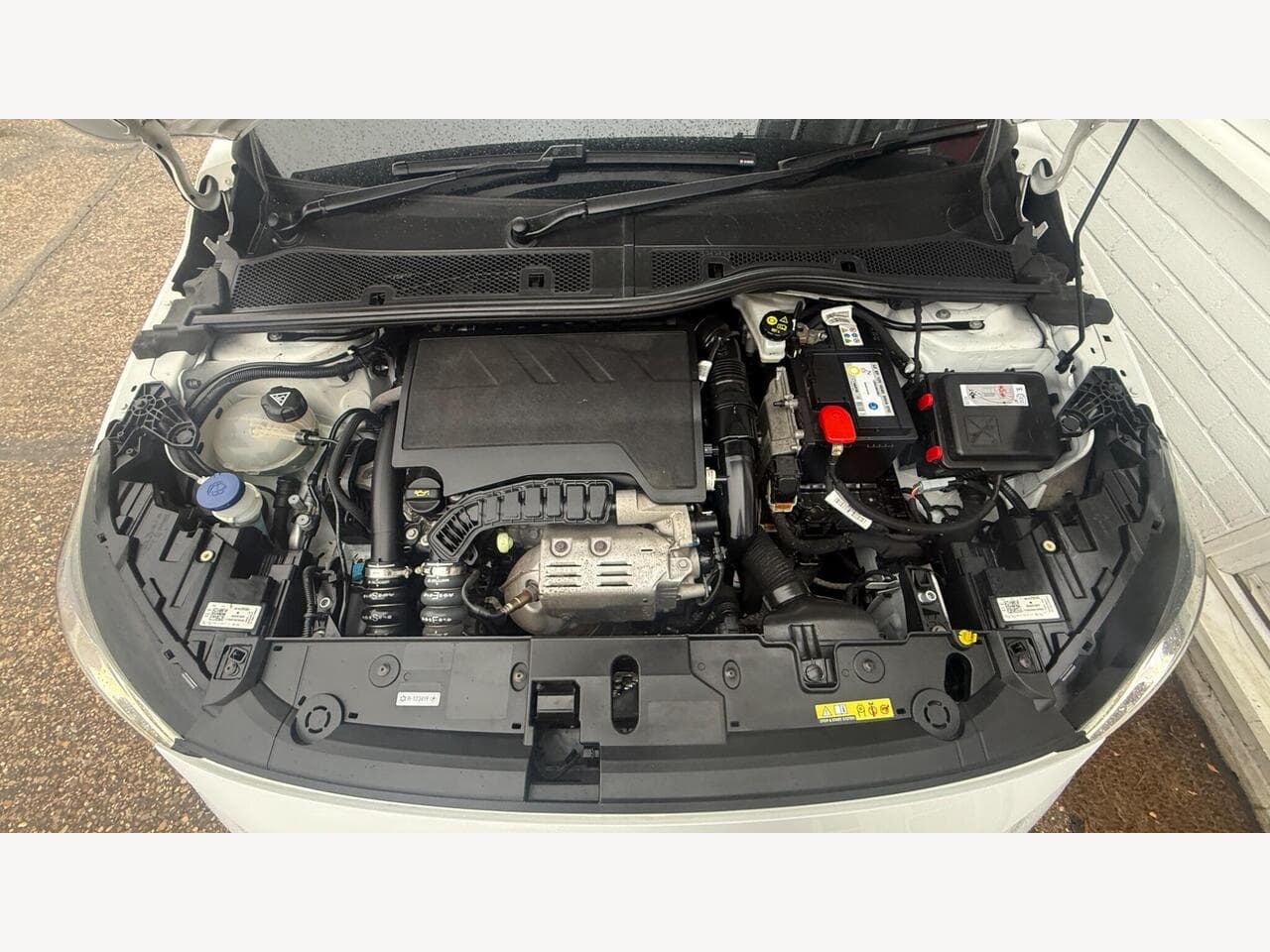 Vauxhall Corsa thumbnail 13
