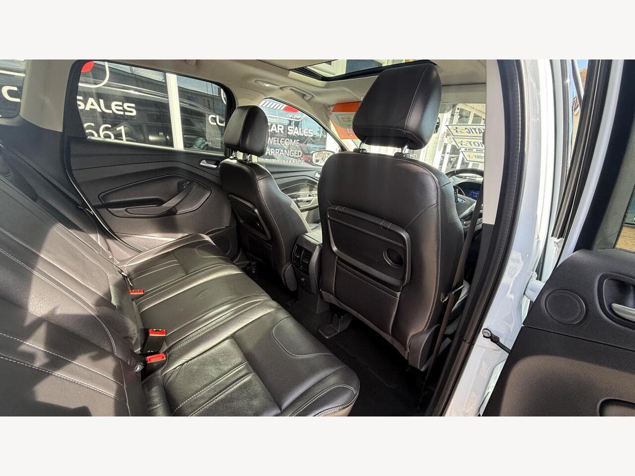 Ford Kuga thumbnail 11