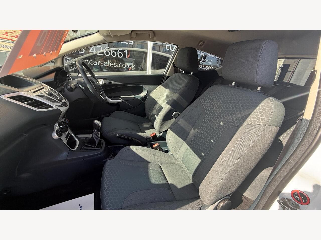 Ford Fiesta thumbnail 15