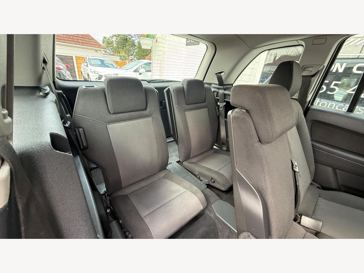 Vauxhall Zafira thumbnail 13