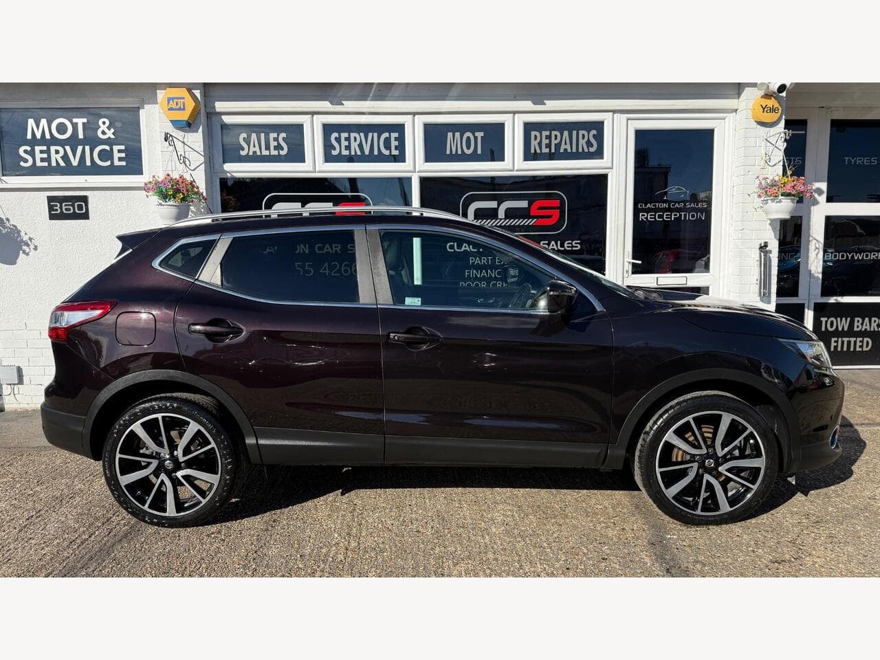 Nissan Qashqai thumbnail 8