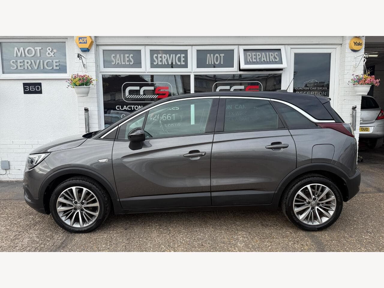 Vauxhall Crossland X thumbnail 4
