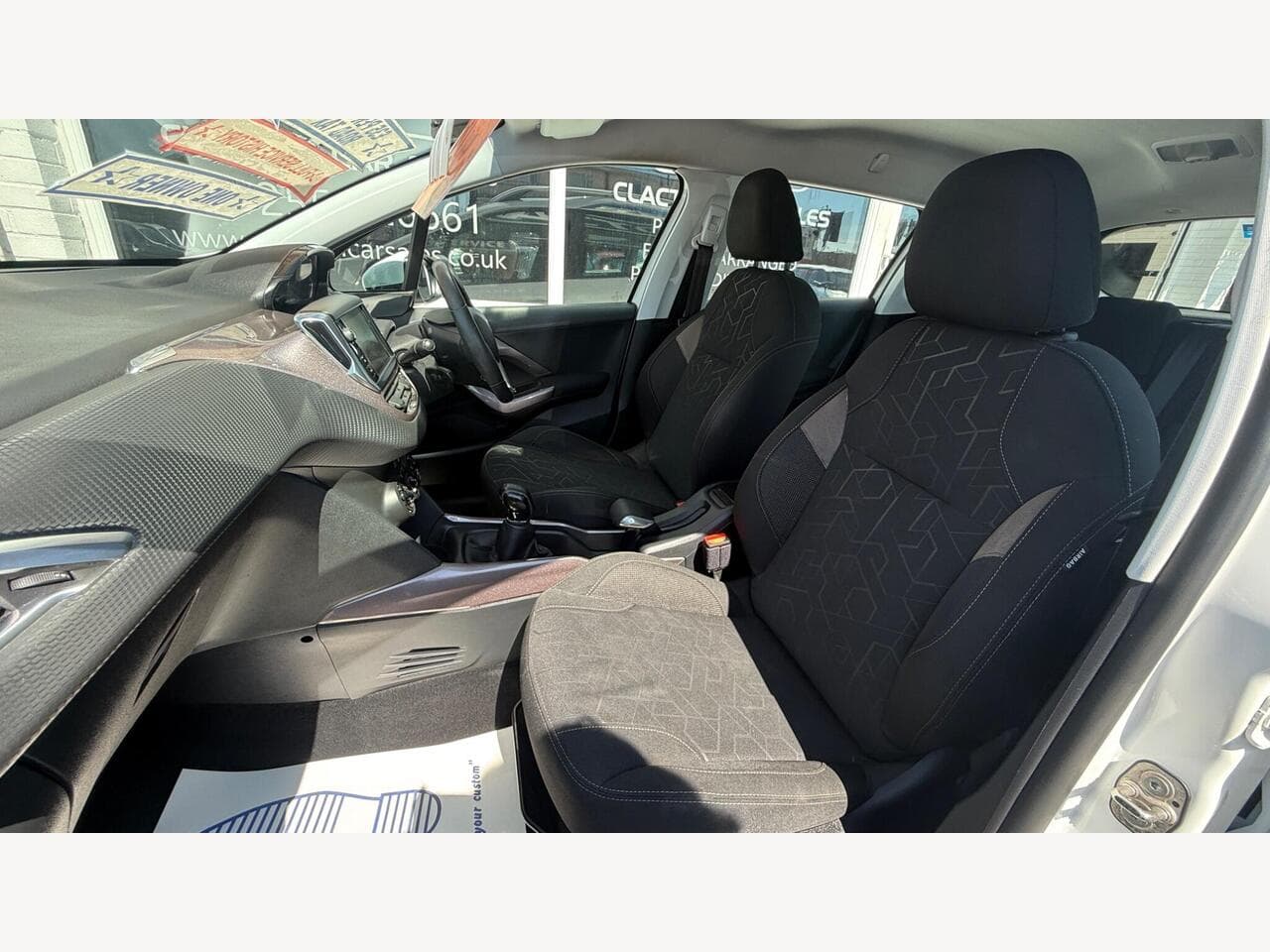 Peugeot 2008 thumbnail 15