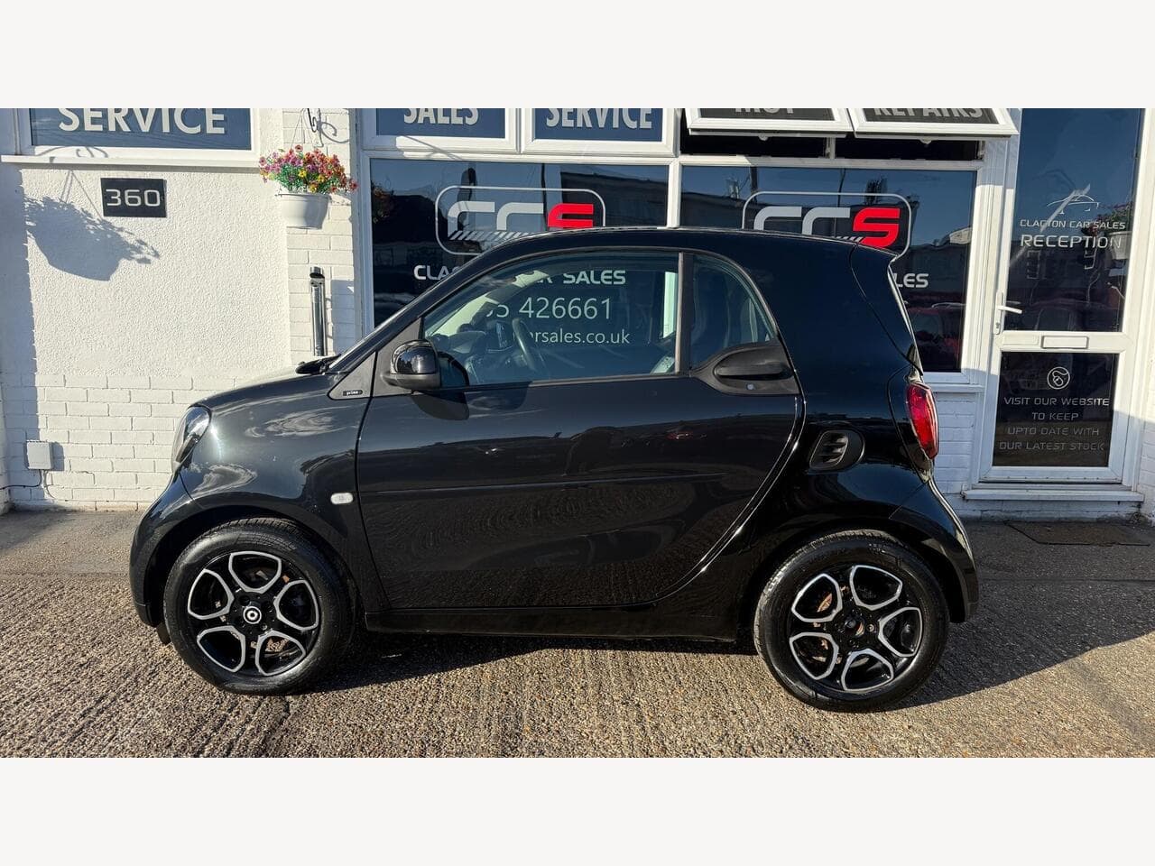 Smart fortwo thumbnail 4