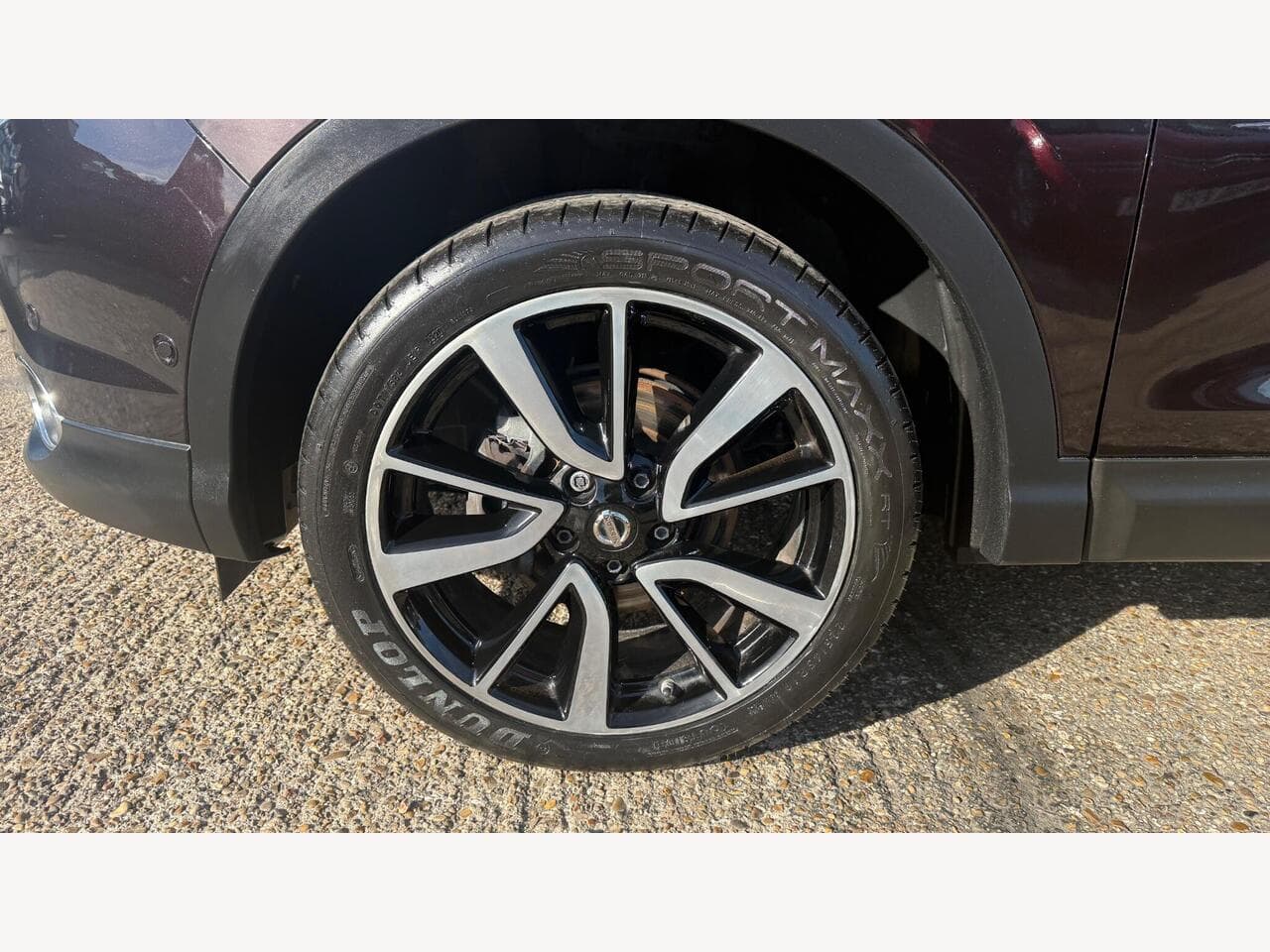 Nissan Qashqai thumbnail 20