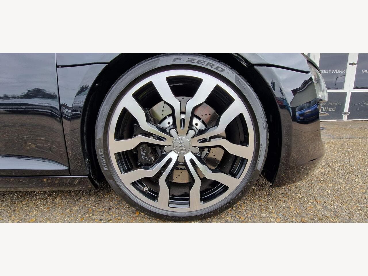 Audi R8 thumbnail 16