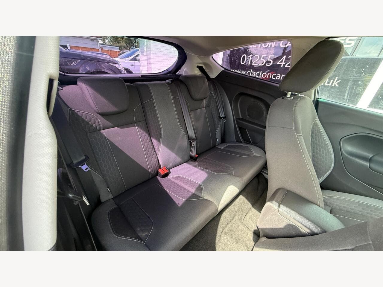 Ford Fiesta thumbnail 11