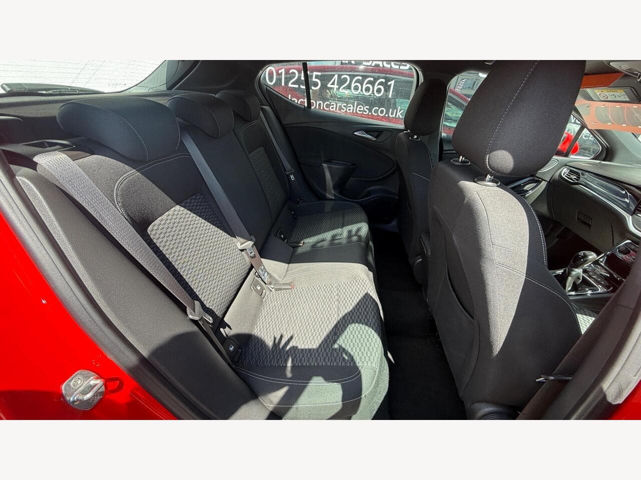 Vauxhall Astra thumbnail 12