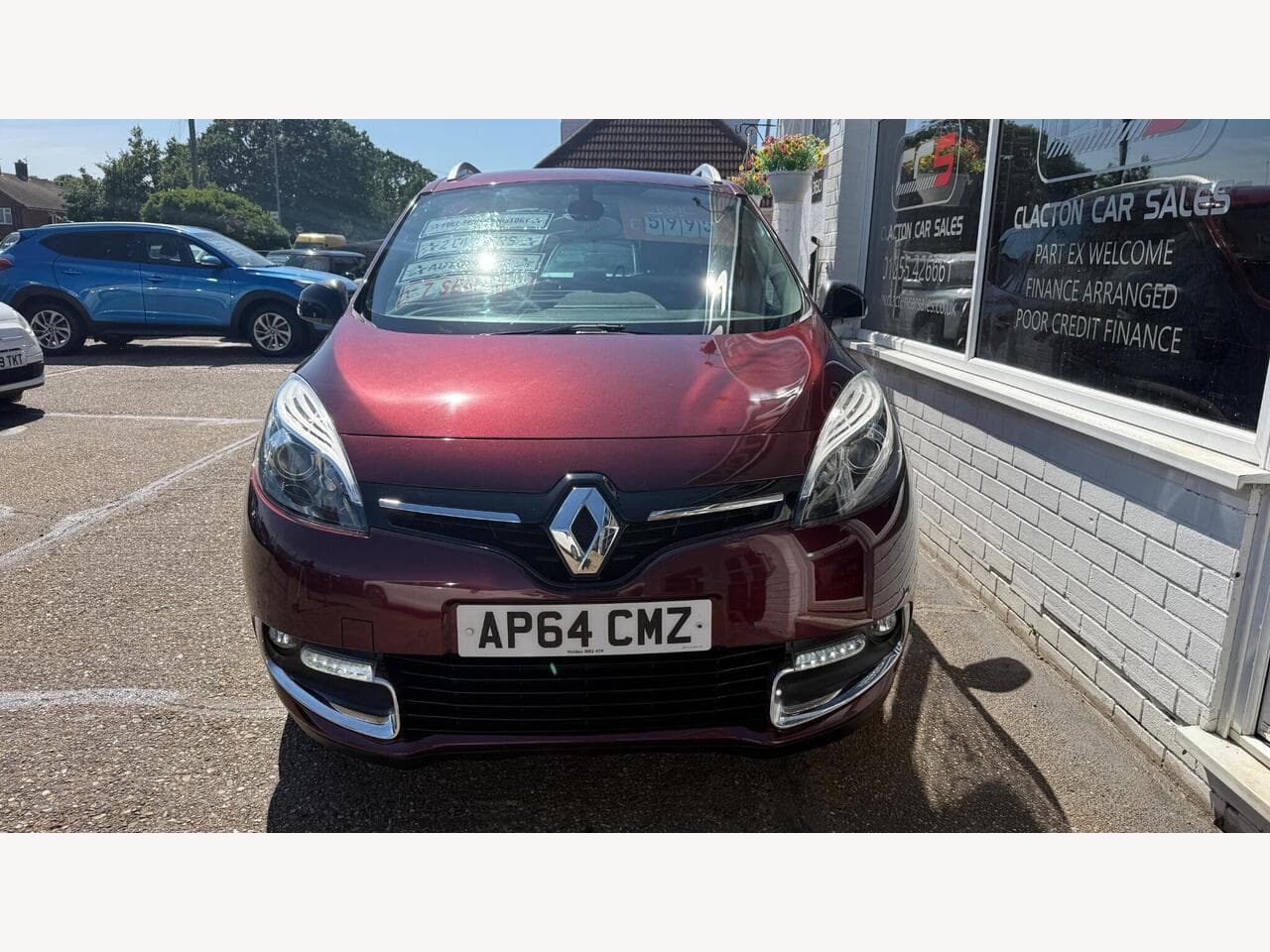 Renault Grand Scenic thumbnail 2