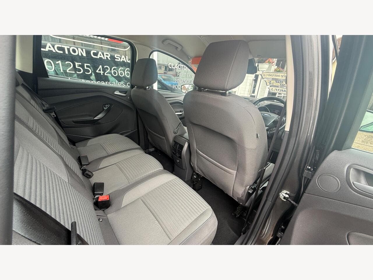 Ford C-Max thumbnail 11