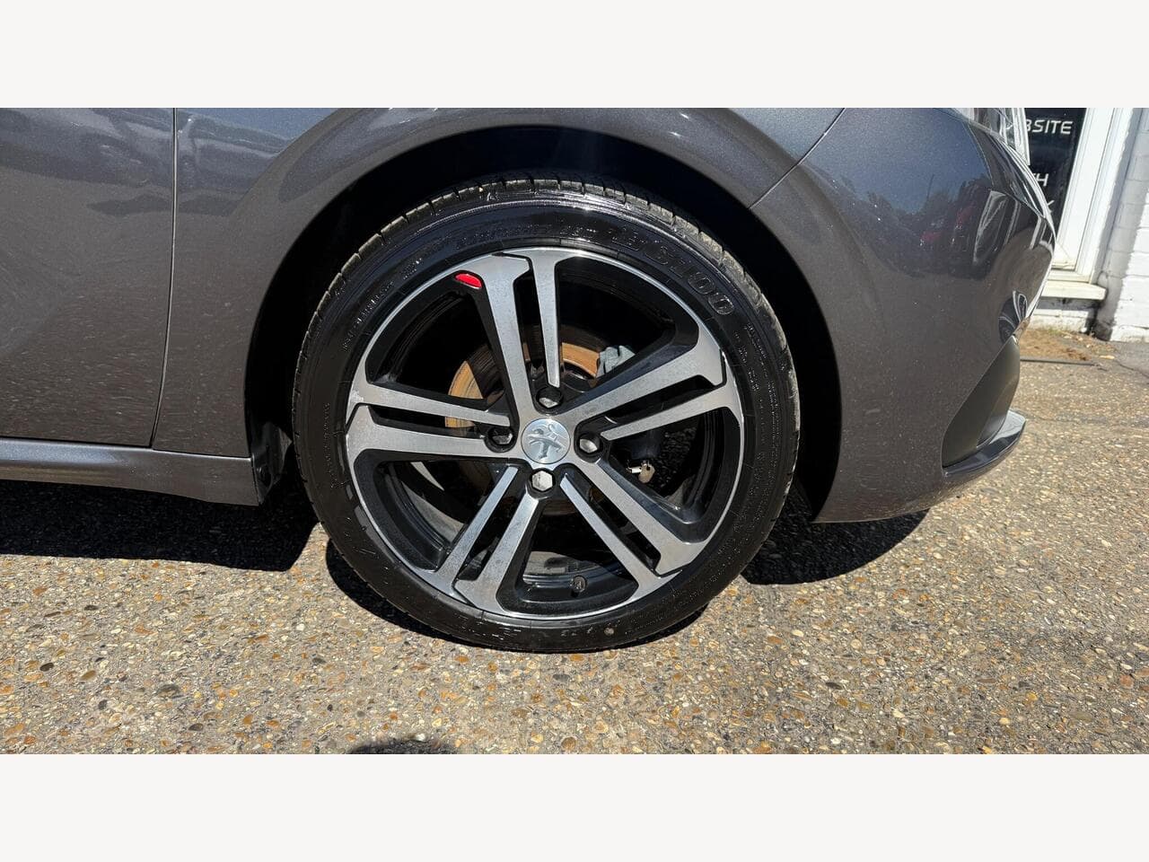 Peugeot 208 thumbnail 22