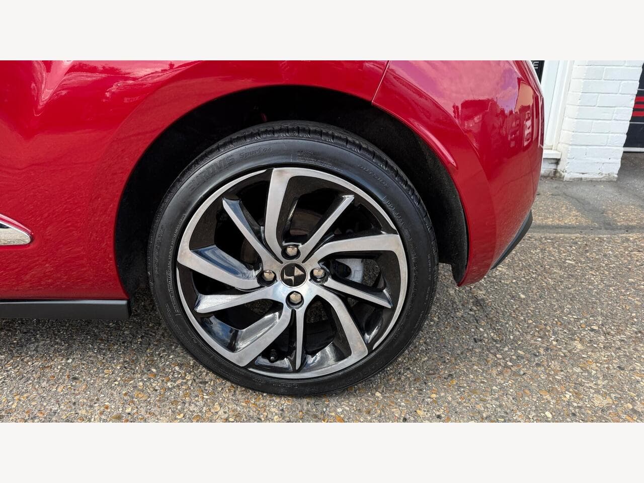 DS AUTOMOBILES DS 3 thumbnail 17