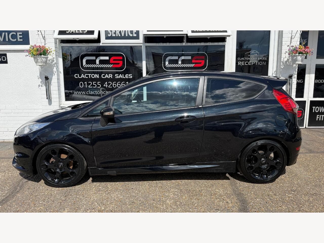 Ford Fiesta thumbnail 4