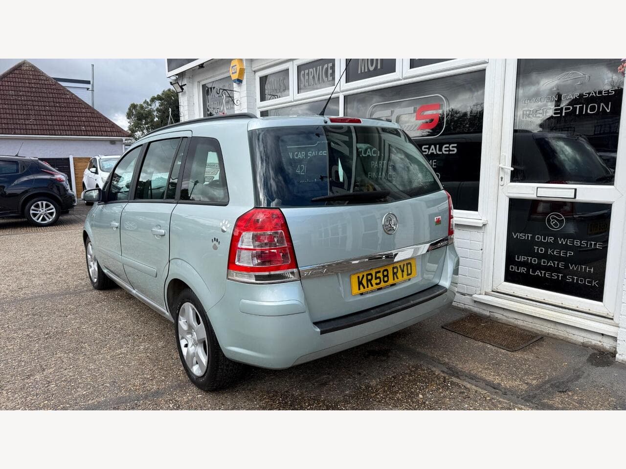 Vauxhall Zafira thumbnail 5