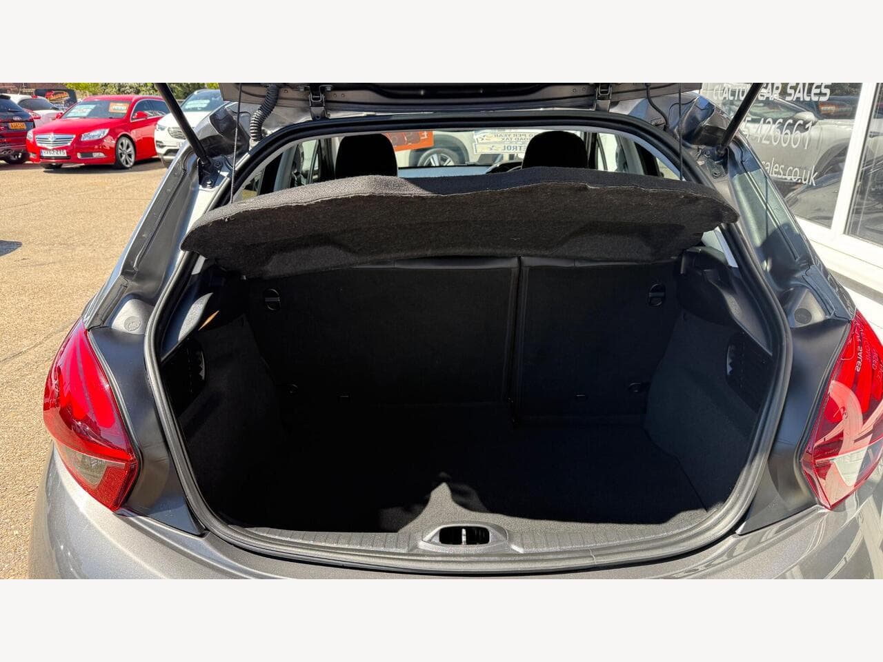 Peugeot 208 thumbnail 13