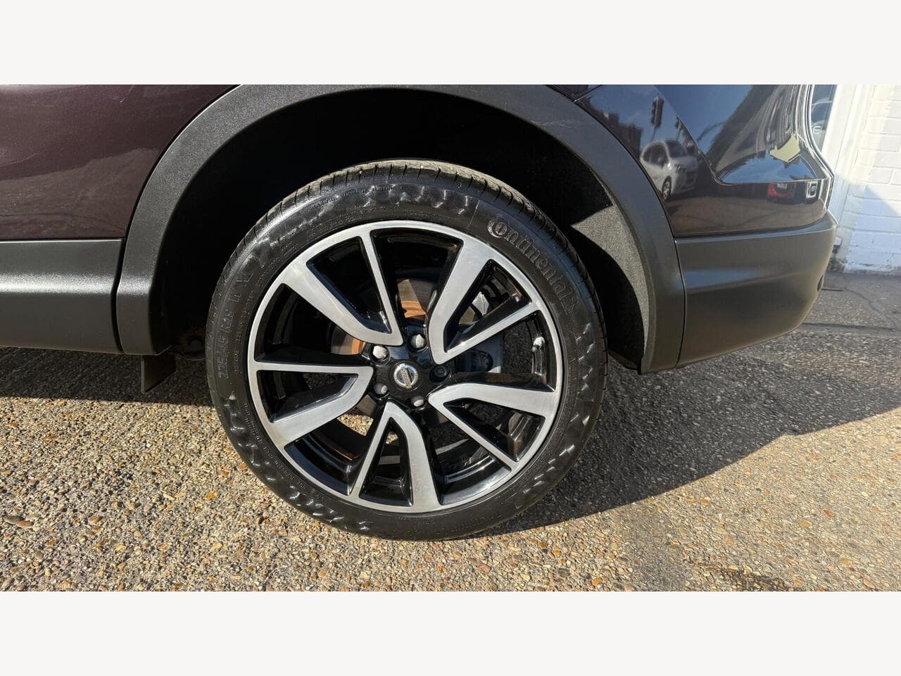 Nissan Qashqai thumbnail 19