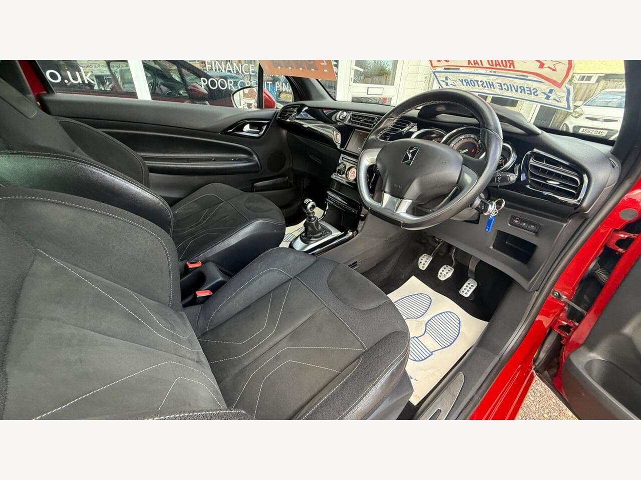 DS AUTOMOBILES DS 3 thumbnail 9