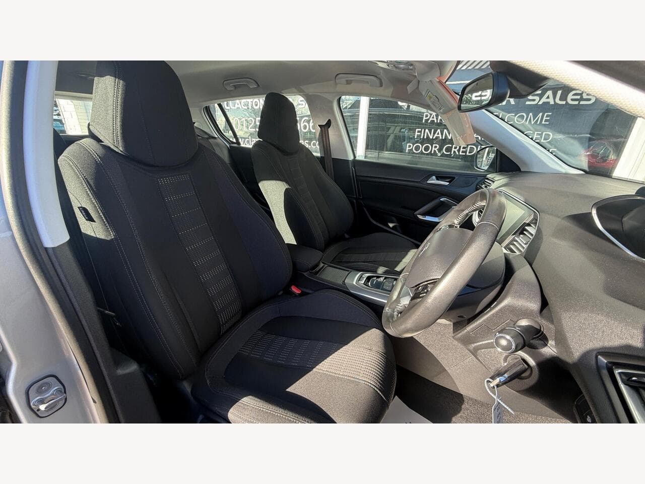 Peugeot 308 thumbnail 10