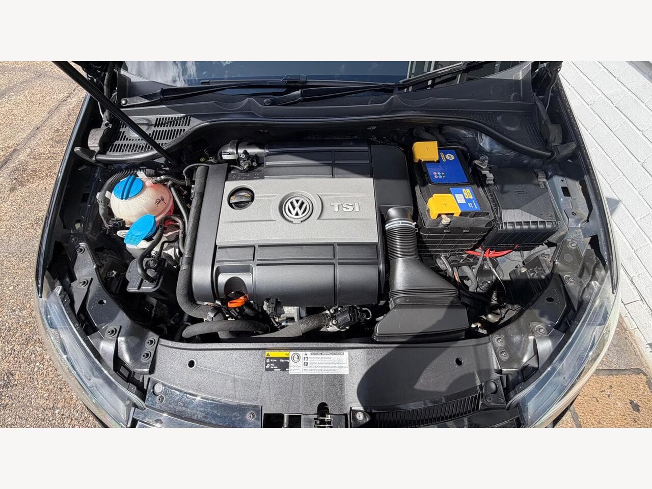 Volkswagen Golf thumbnail 12