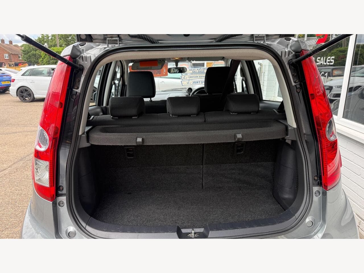 Suzuki Splash thumbnail 14