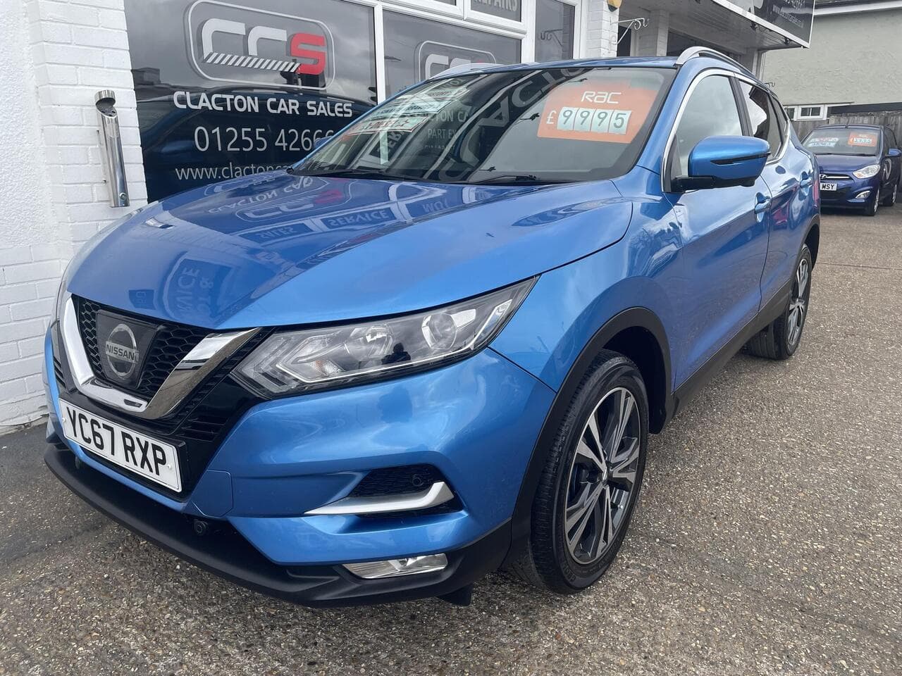 Nissan Qashqai thumbnail 3