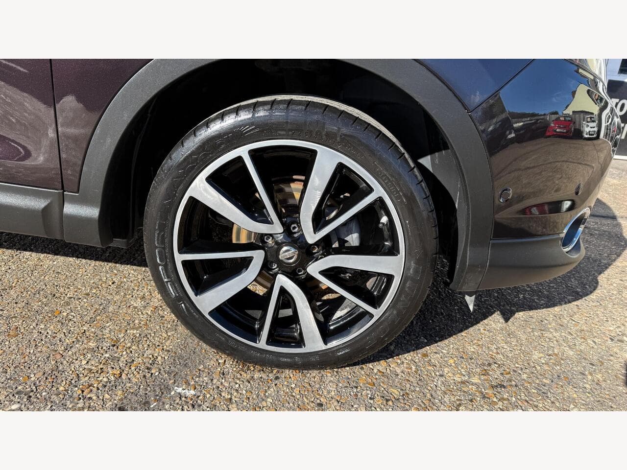Nissan Qashqai thumbnail 22