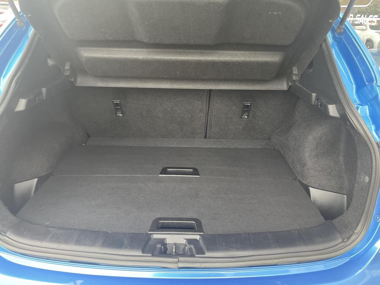 Nissan Qashqai thumbnail 13