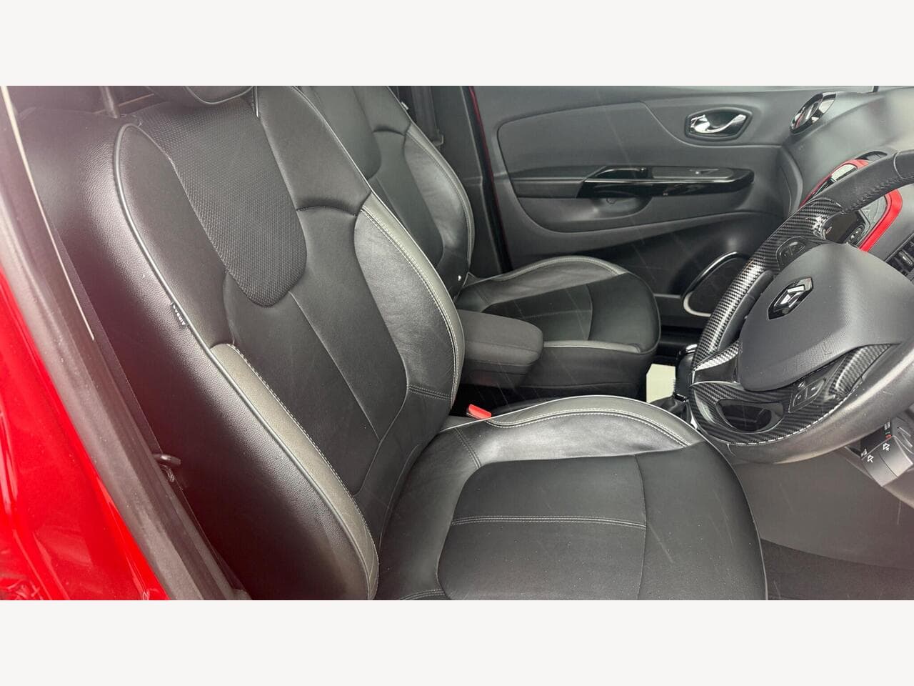 Renault Captur thumbnail 9