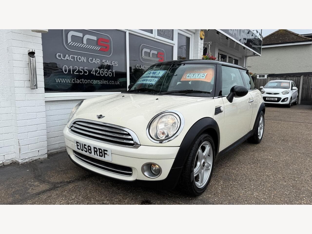 MINI Hatch thumbnail 3