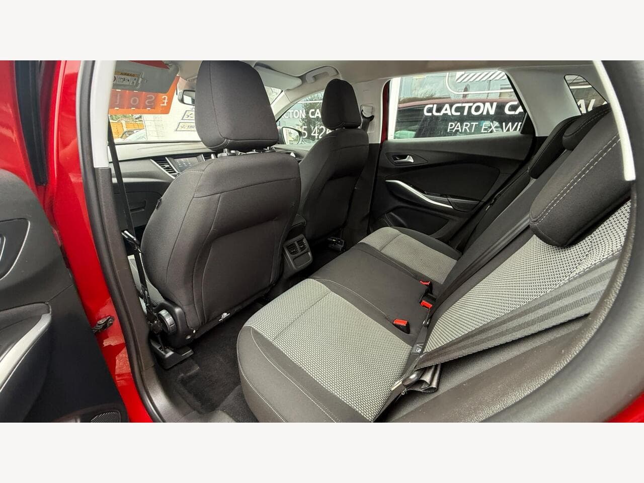 Vauxhall Grandland X thumbnail 18