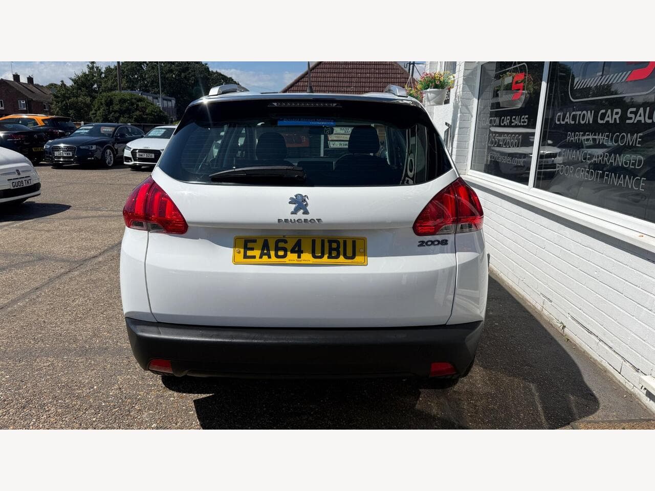 Peugeot 2008 thumbnail 6