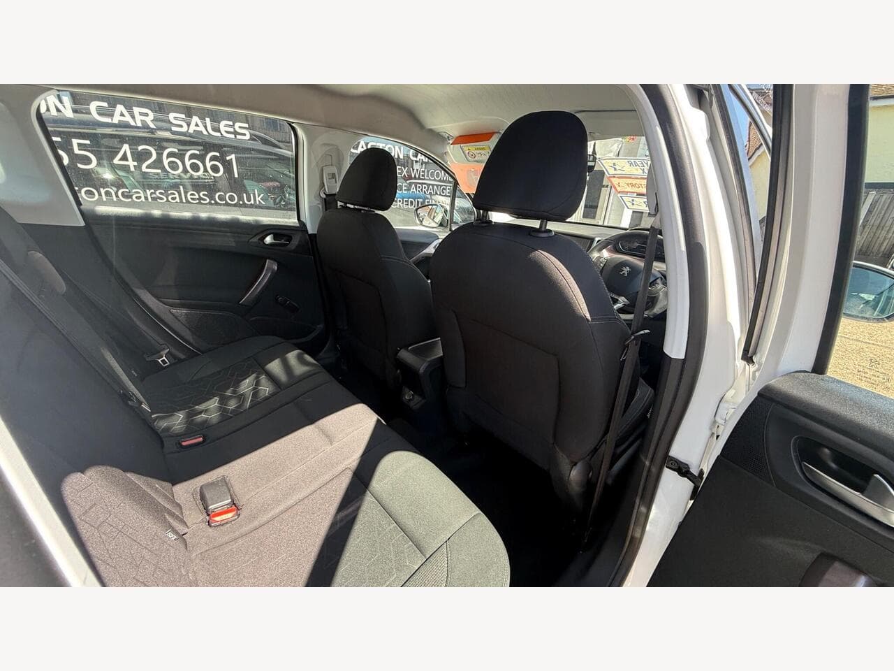 Peugeot 2008 thumbnail 11