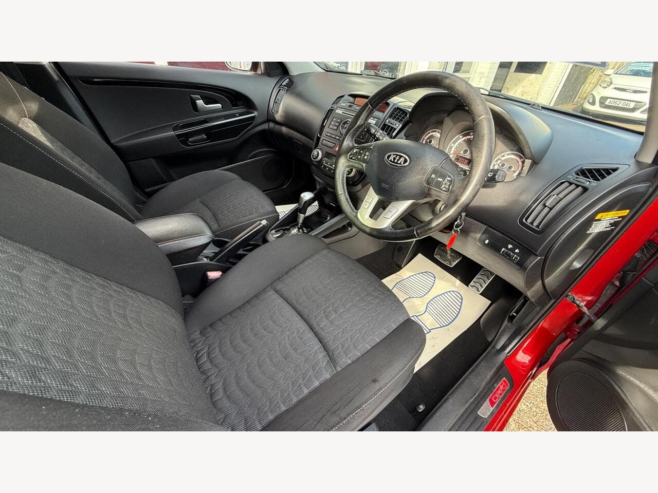 Kia Ceed thumbnail 9