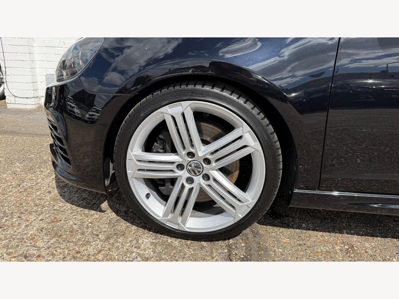 Volkswagen Golf thumbnail 18