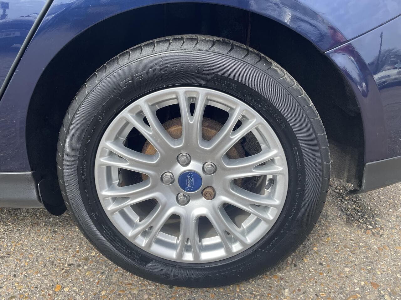 Ford Focus thumbnail 14