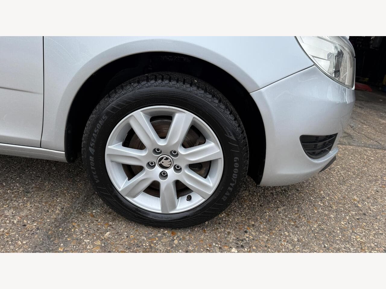 Skoda Fabia thumbnail 22