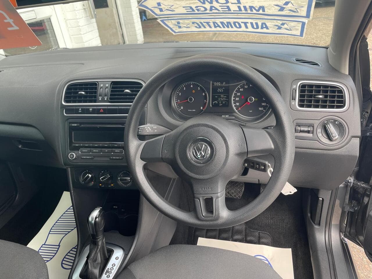 Volkswagen Polo thumbnail 9