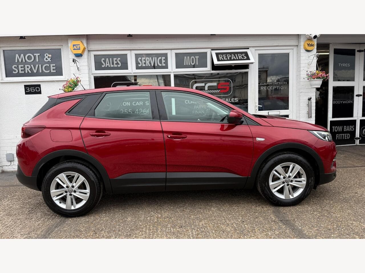 Vauxhall Grandland X thumbnail 8