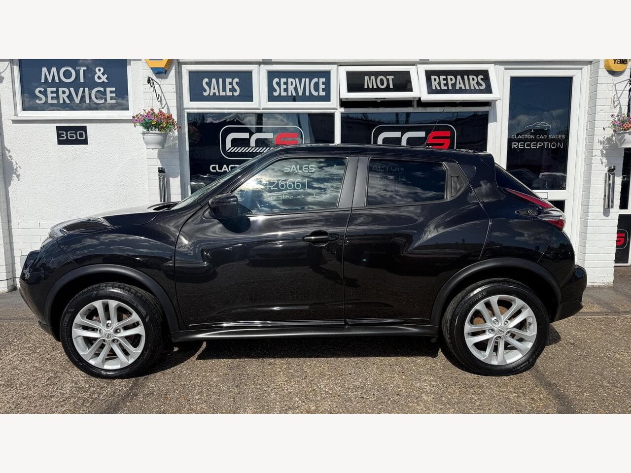 Nissan Juke thumbnail 4