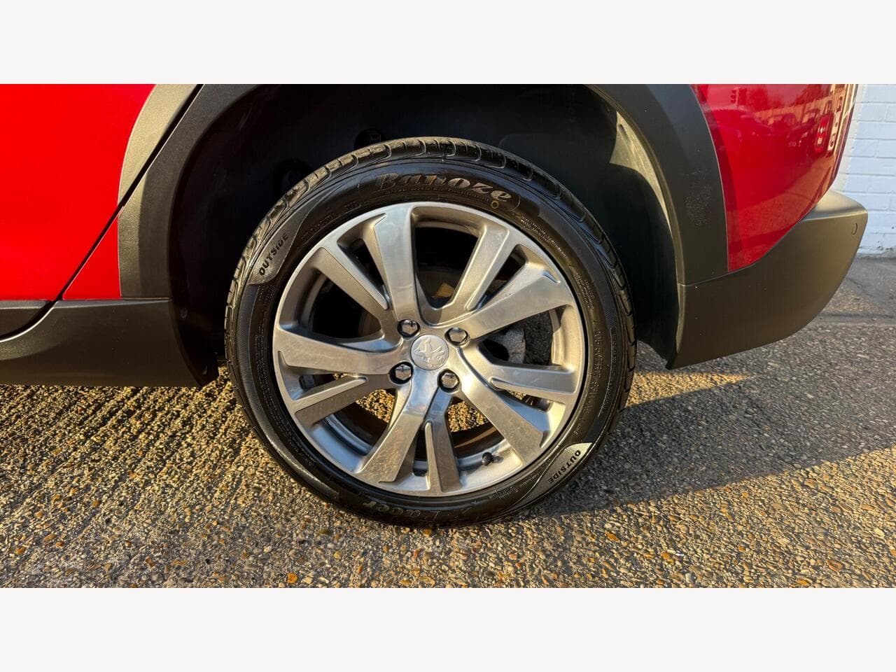 Peugeot 2008 thumbnail 19