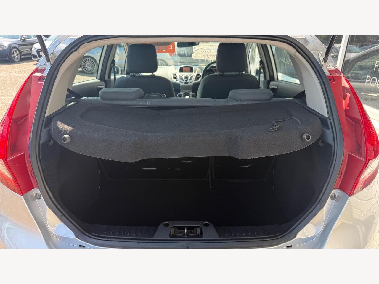 Ford Fiesta thumbnail 13