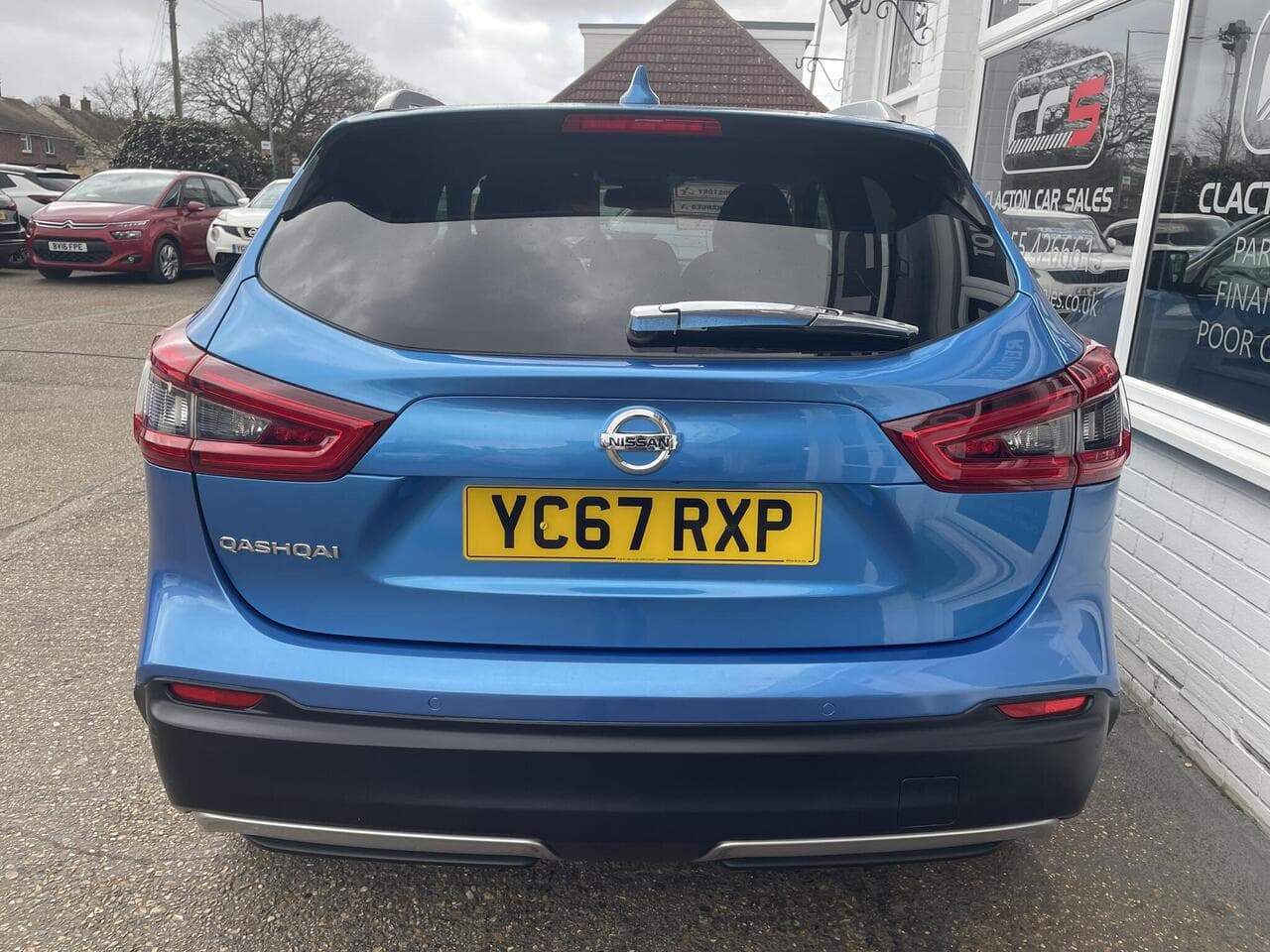Nissan Qashqai thumbnail 6