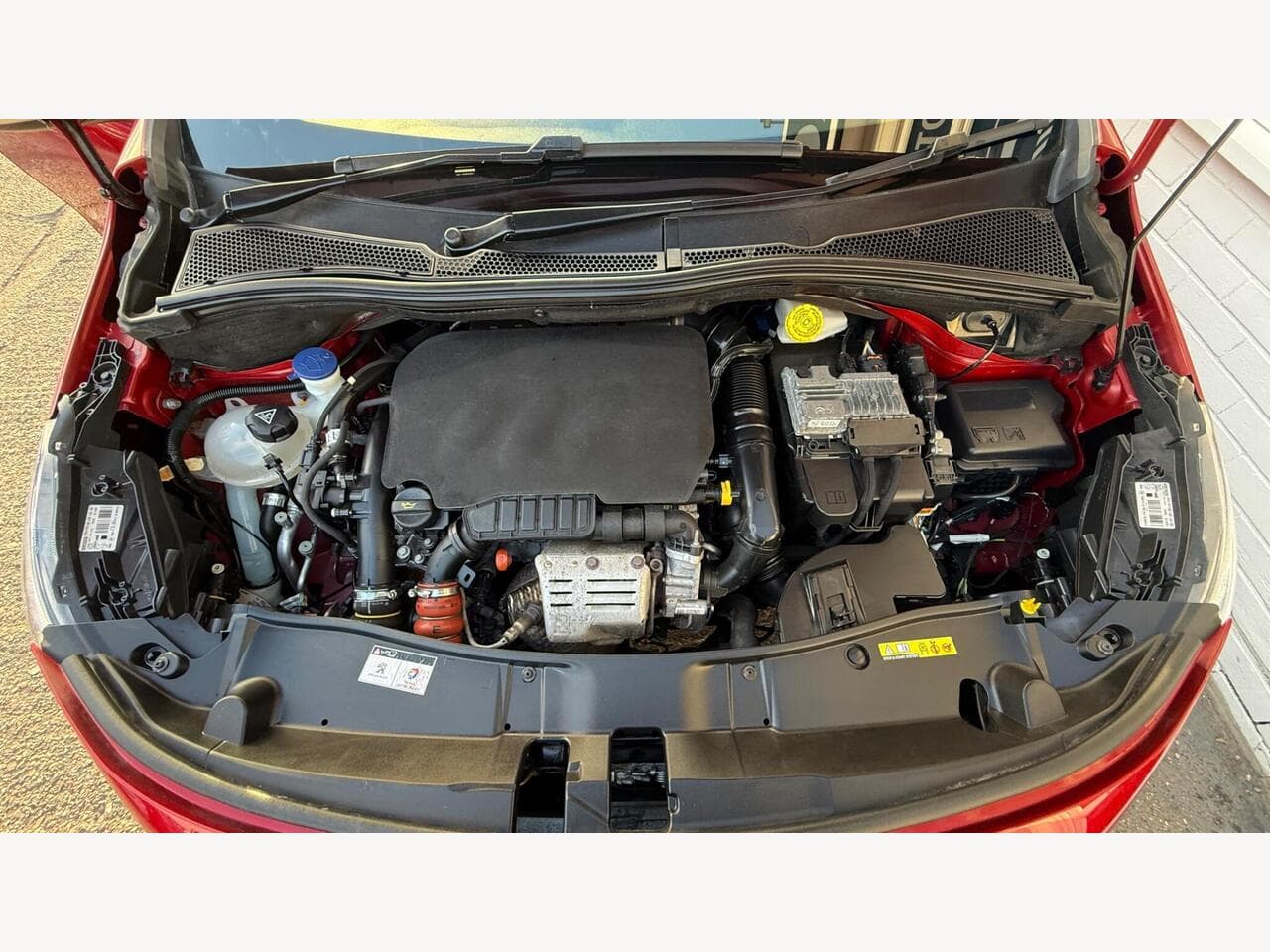 Peugeot 2008 thumbnail 13