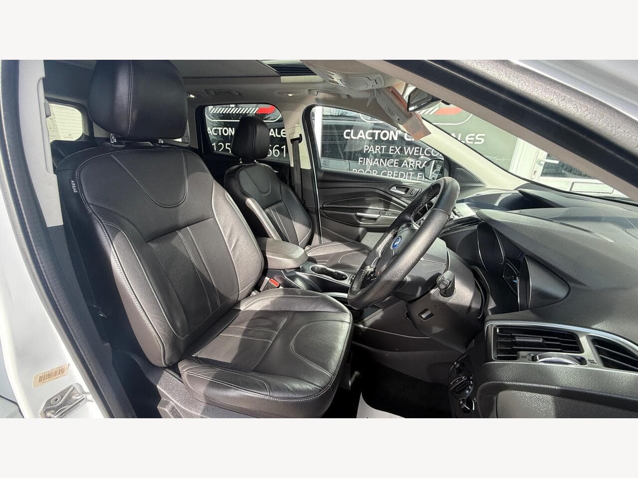 Ford Kuga thumbnail 10