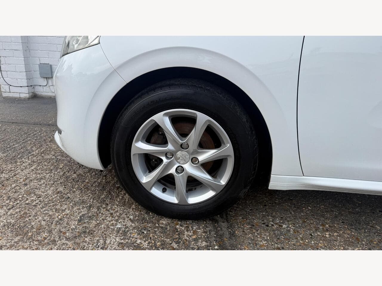 Peugeot 208 thumbnail 18
