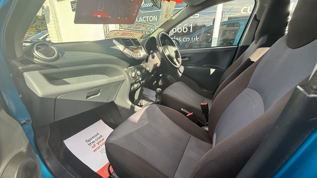 Car Image 16