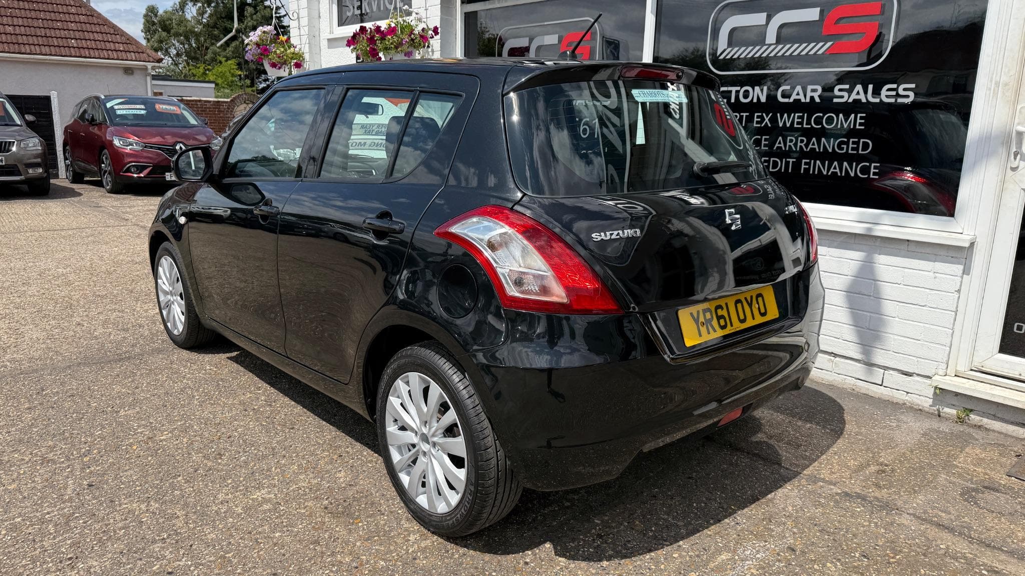 2011 Suzuki Swift - Image 5